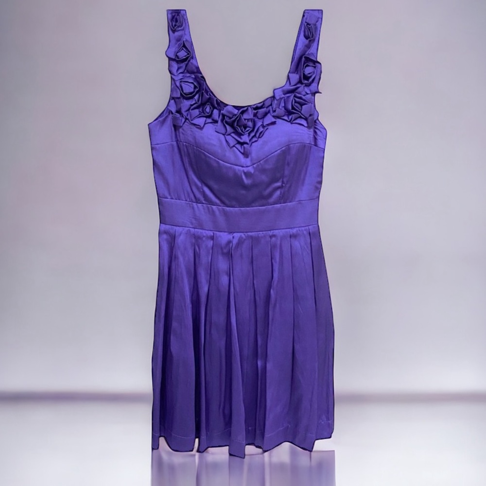 🆕 Purple satin looks belted dress w/rosettes